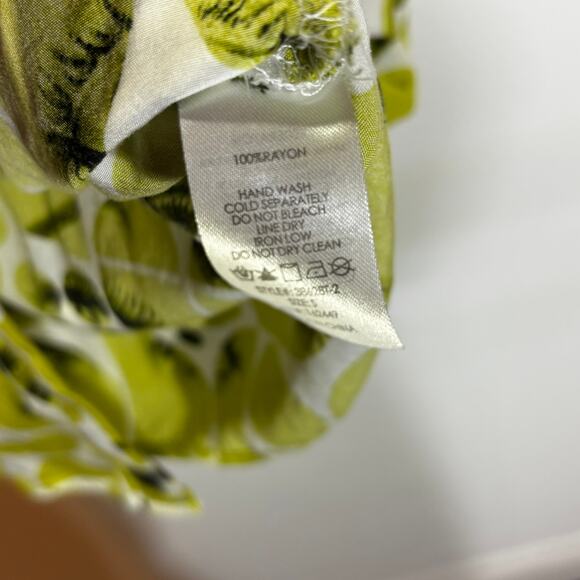 Milk & Honey Shirt Womens Small Green Eye Print Graphic Button Up Rayon - Picture 3 of 7